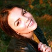 woman-autumn-smiling