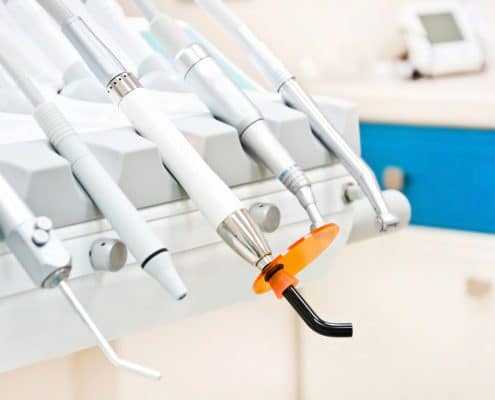 professional-dentist-tools-in-the-dental-office