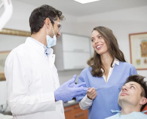 Sedation for tooth extraction at Cros Dental in Rancho Mirage, CA ensures a comfortable experience. Call 760-444-3202.